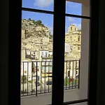 Aristoteles- Mit Blick In Naehe Des Zentrums Von By Interhome Scicli